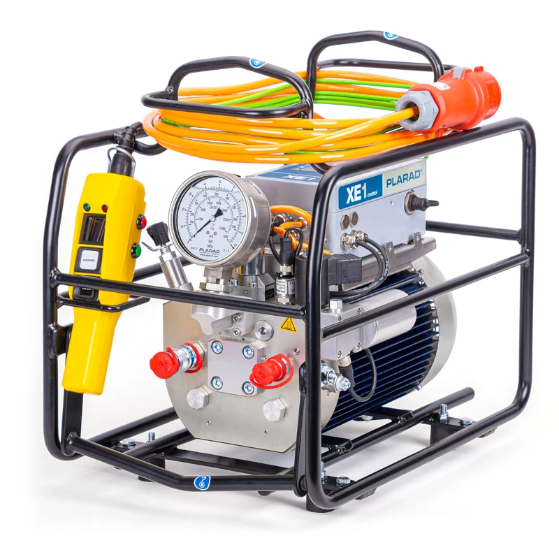 Portable hydraulic pump with gauge, control pendant, cables, and hoses, mounted in a metal frame—ideal as an Aggregate für hydraulische Drehmomentschrauber von Plarad.